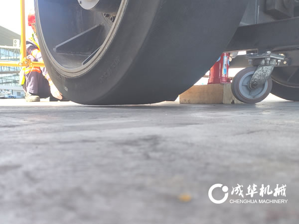 成华液压千斤顶